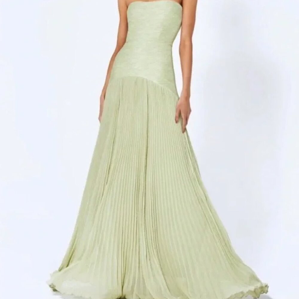 ISO Alexis Sunniva Pleated Dress